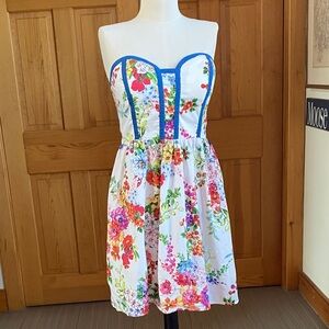 Kandy Kiss Floral Dress